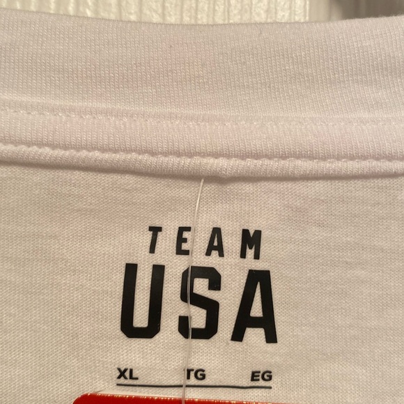 Team USA White T-Shirt with Red and Blue Print… - Picture 5 of 7